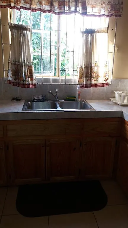 Dream Hostel Montego Bay